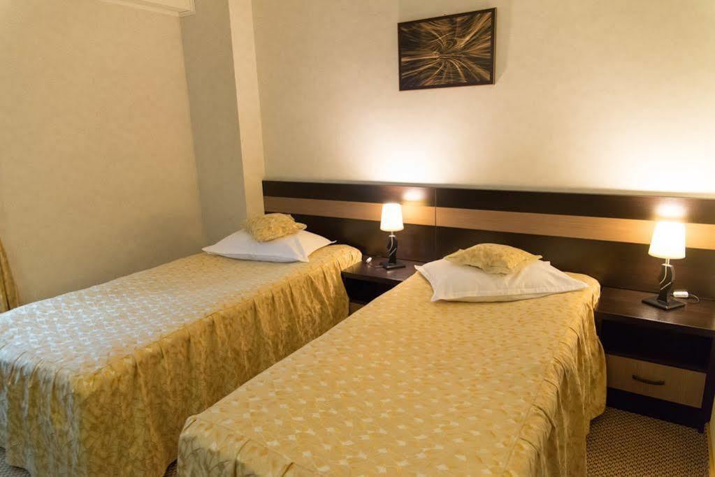 Indiana Hotel ياش المظهر الخارجي الصورة