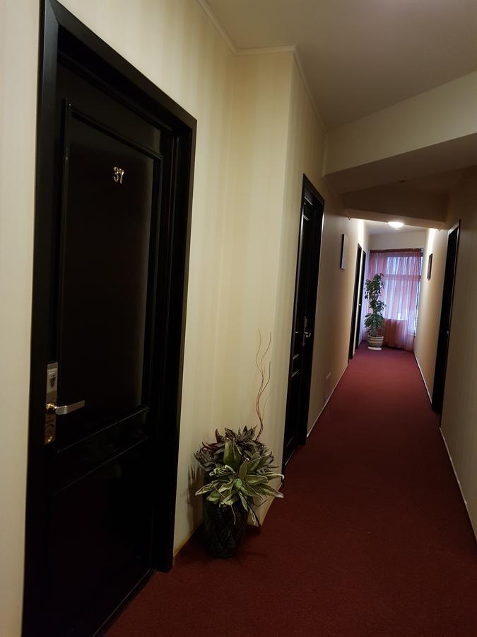 Indiana Hotel ياش المظهر الخارجي الصورة